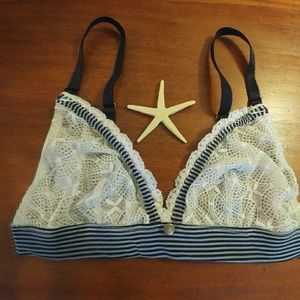 Lace bra NWOT